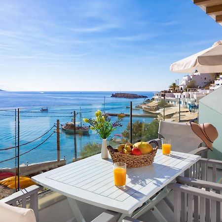Molos Apartments Loutro Esterno foto