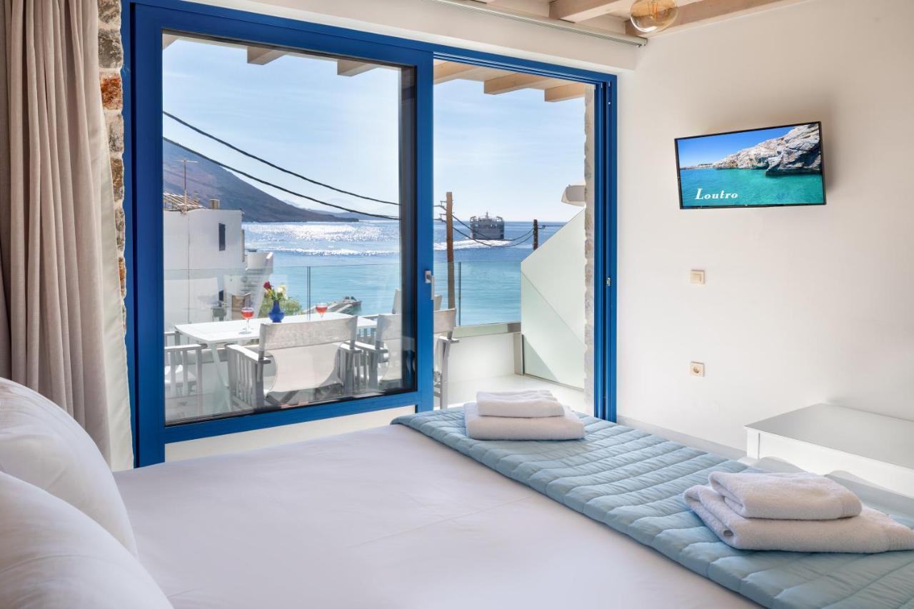 Molos Apartments Loutro Esterno foto