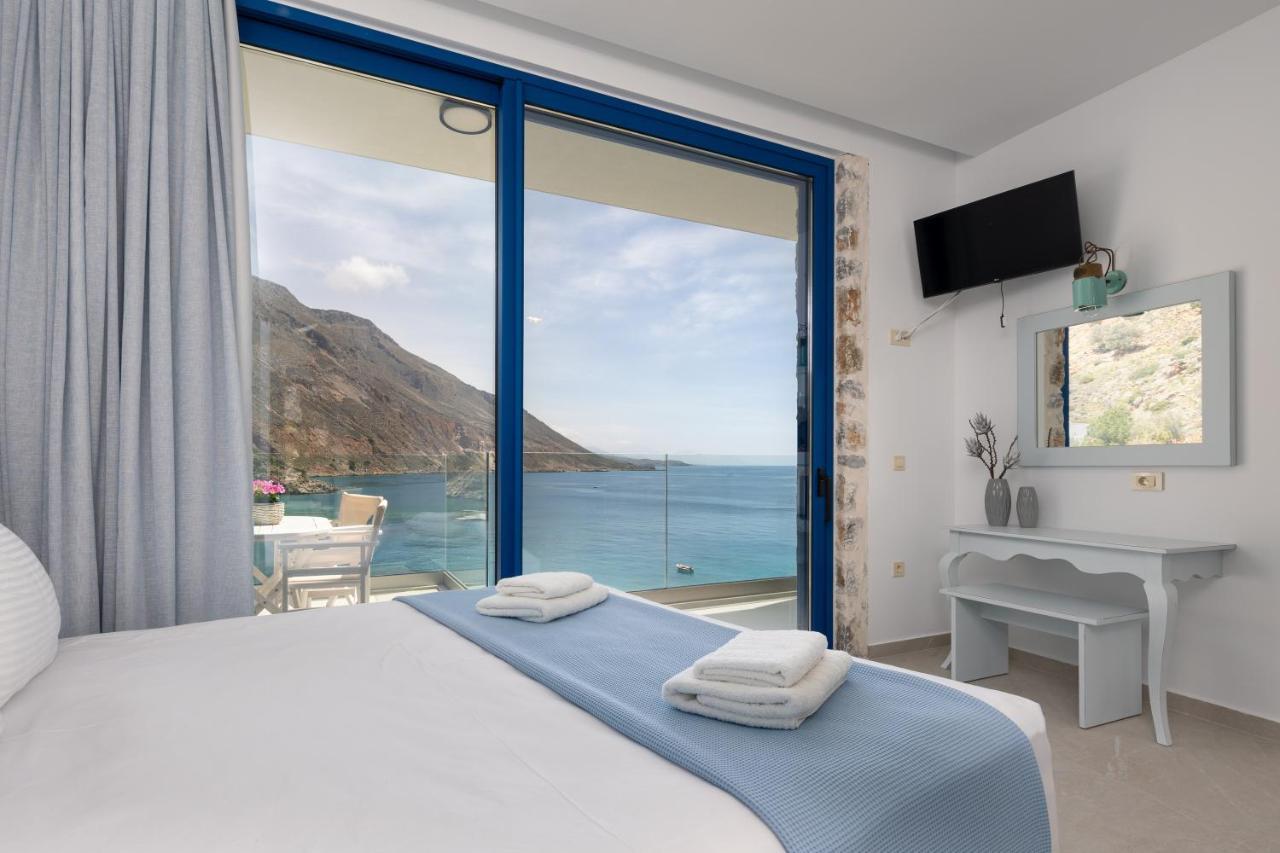 Molos Apartments Loutro Esterno foto