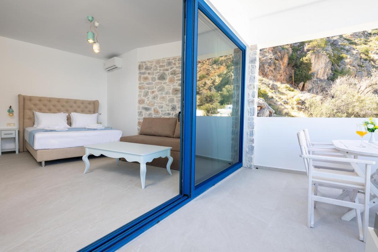 Molos Apartments Loutro Esterno foto