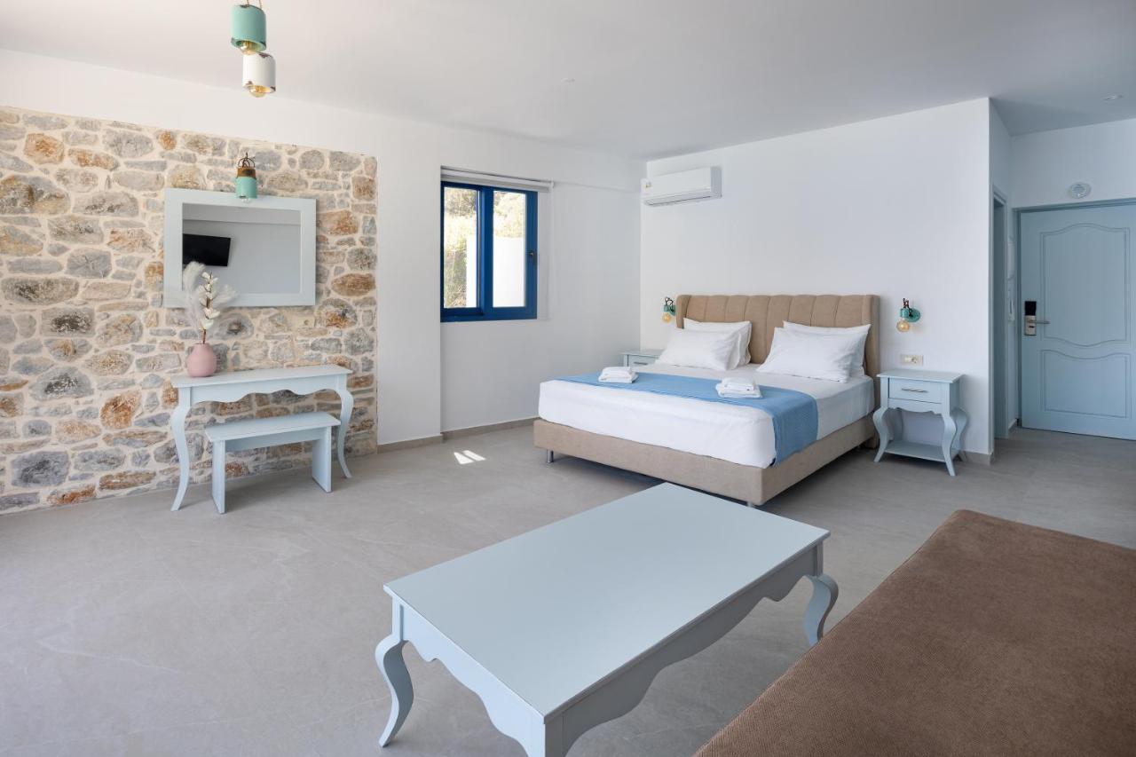 Molos Apartments Loutro Esterno foto