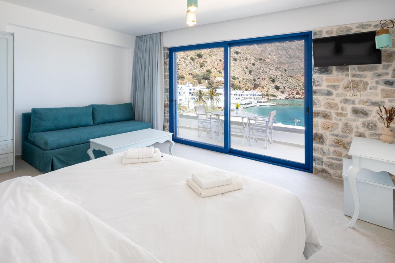 Molos Apartments Loutro Esterno foto